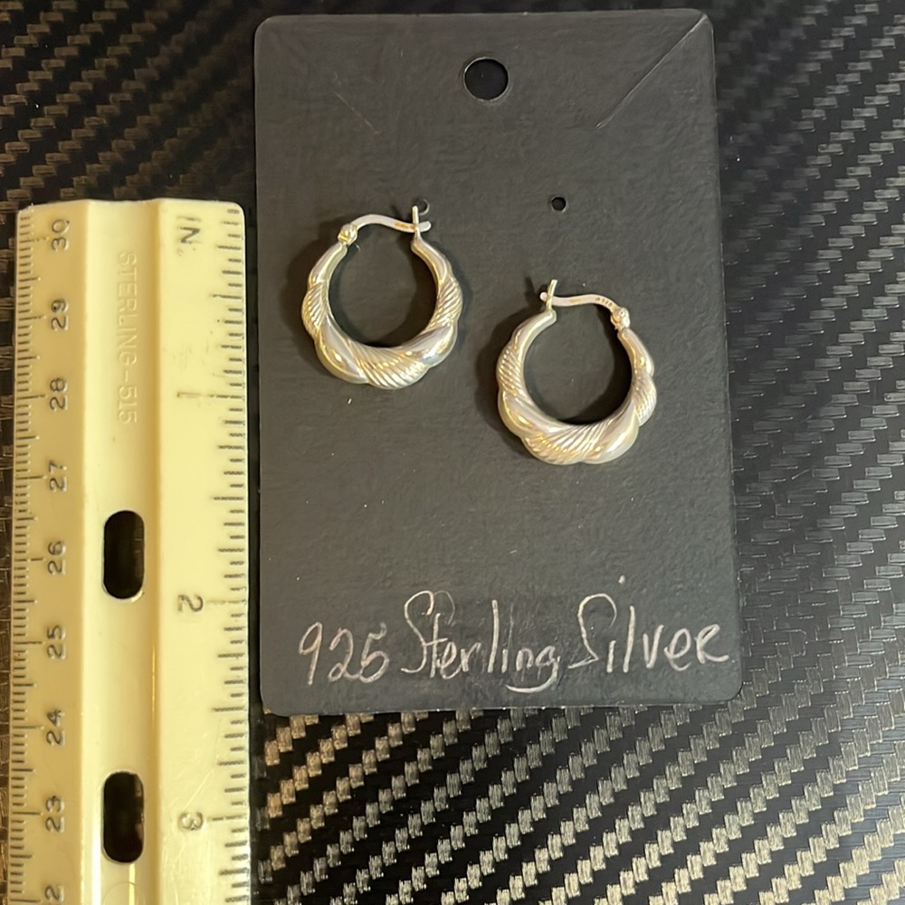 925 Sterling Silver Hoop Earrings - Picture 2 of 3
